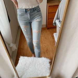 American Eagle Ripped Jeans 4 Extra Long